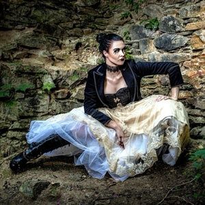 Meet your Posher, Carol